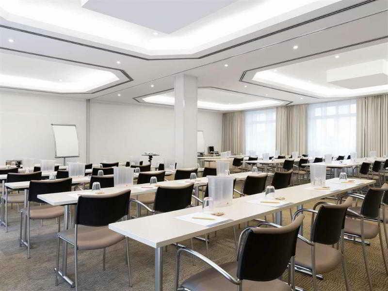 Dorint Hotel Wuerzburg Bagian luar foto